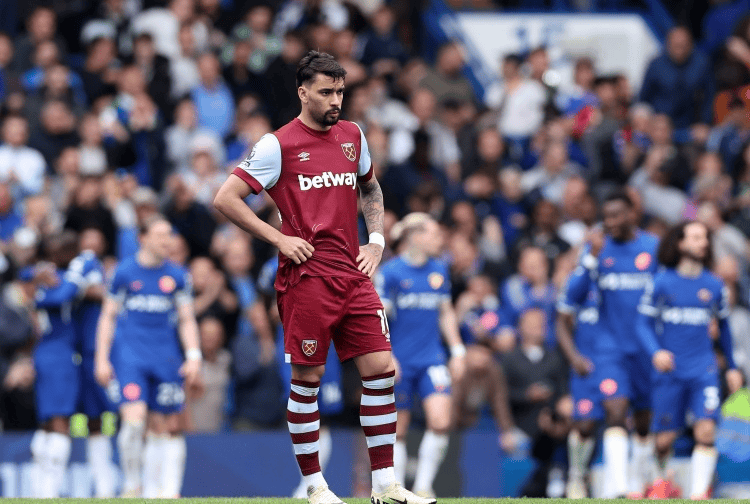 罗马诺权威辟谣:曼联无意引进帕奎塔,冬窗转会市场风向解析