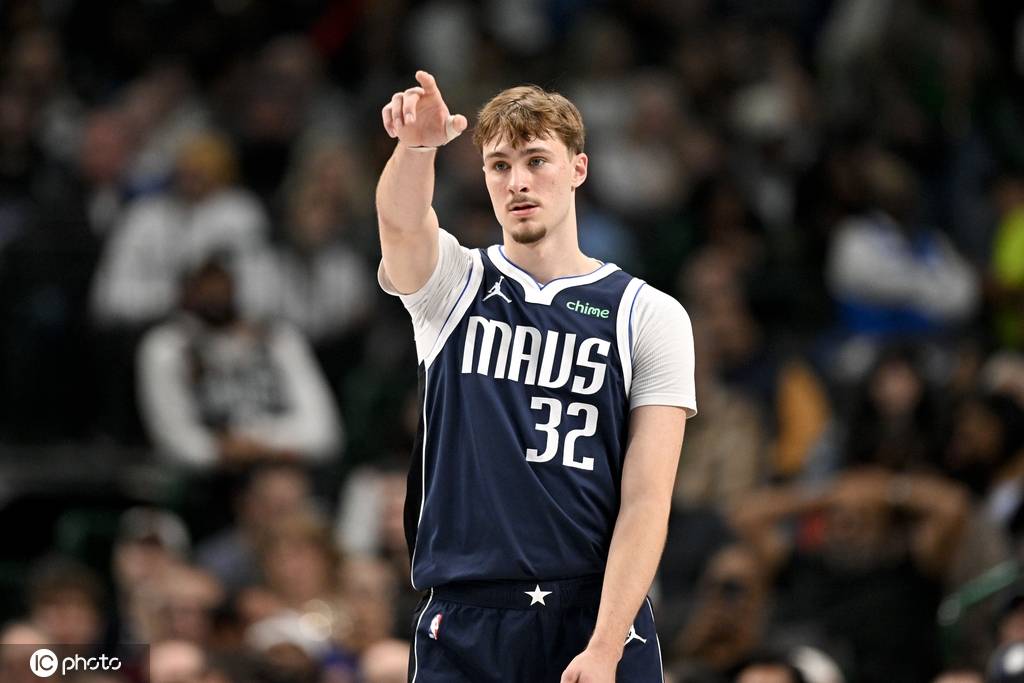 弗拉格告别慢热终于开窍?19岁他在纪录榜猛追詹姆斯