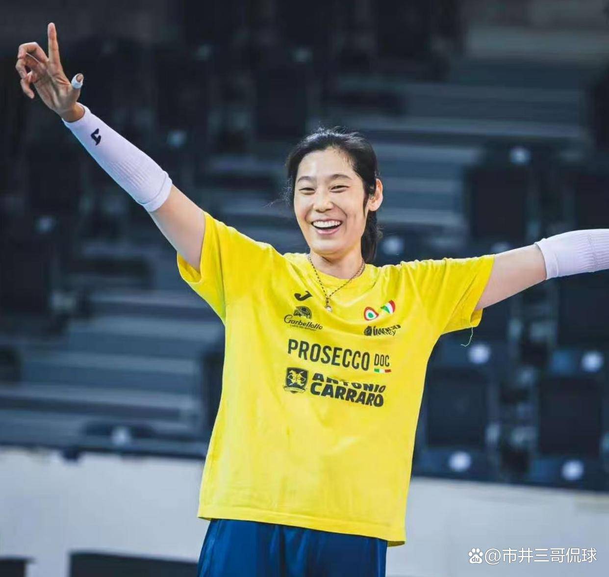 欧冠焦点战朱婷砍15分夺MVP!科内状态火爆3-0横扫,转会传闻该停了