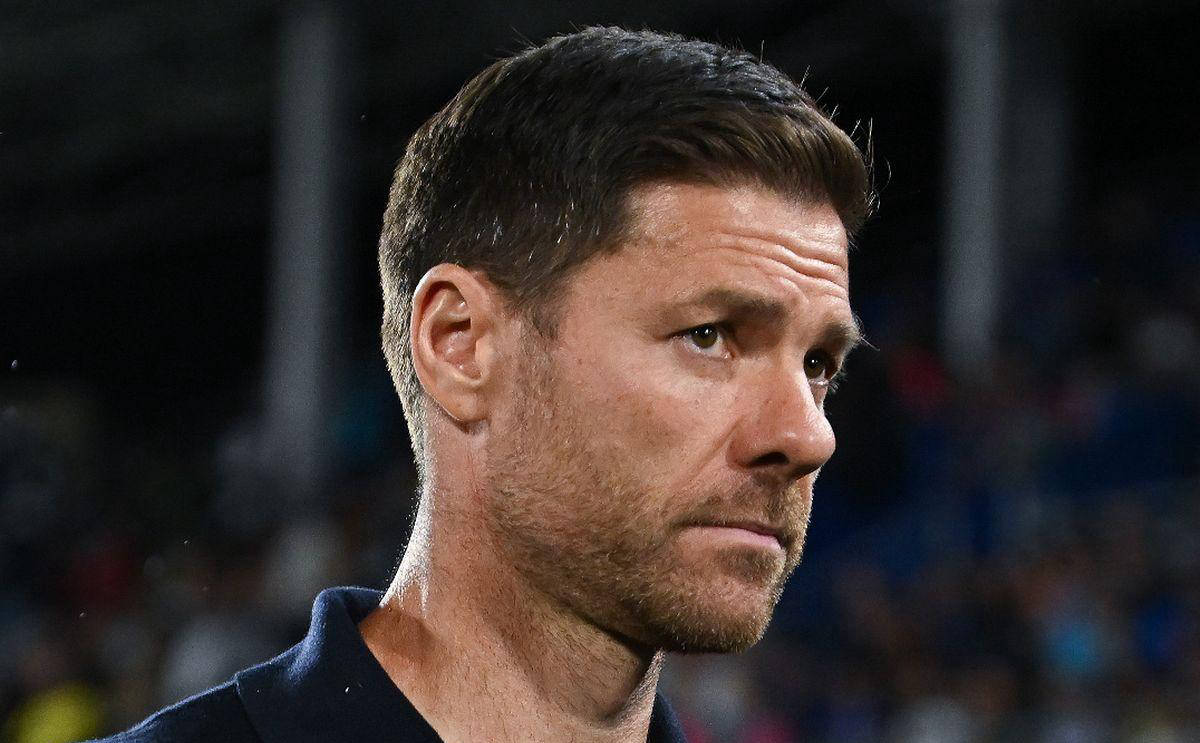 阿隆索下课新风波揭秘!球星爆料其硬碰皇马高层,结局早有预兆