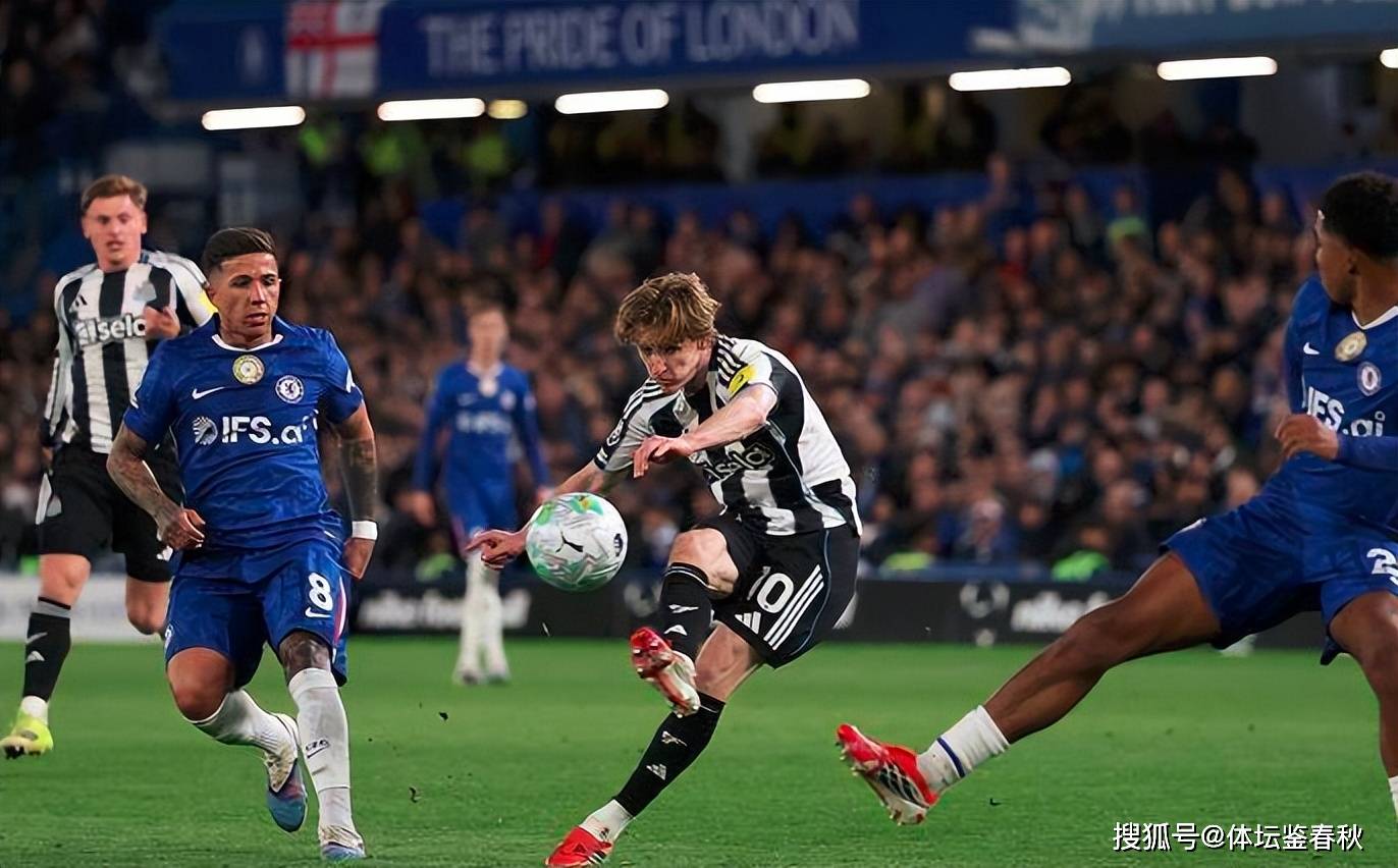 曼联中场新核浮现!卡塞米罗钦点同胞,红魔挖角纽卡斯尔双星