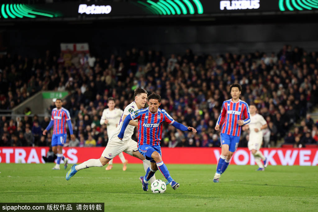 双响救赎!马特塔绝杀纽卡斯尔联,格拉斯纳力挺其重获球迷心